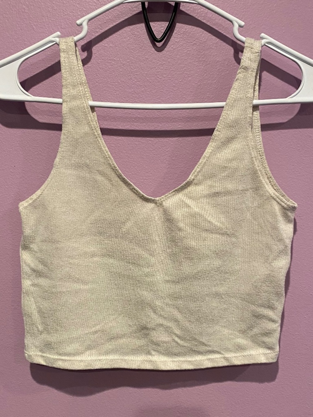 No Comment NY•LA White V-Neck Cropped Tank Top | Size Small